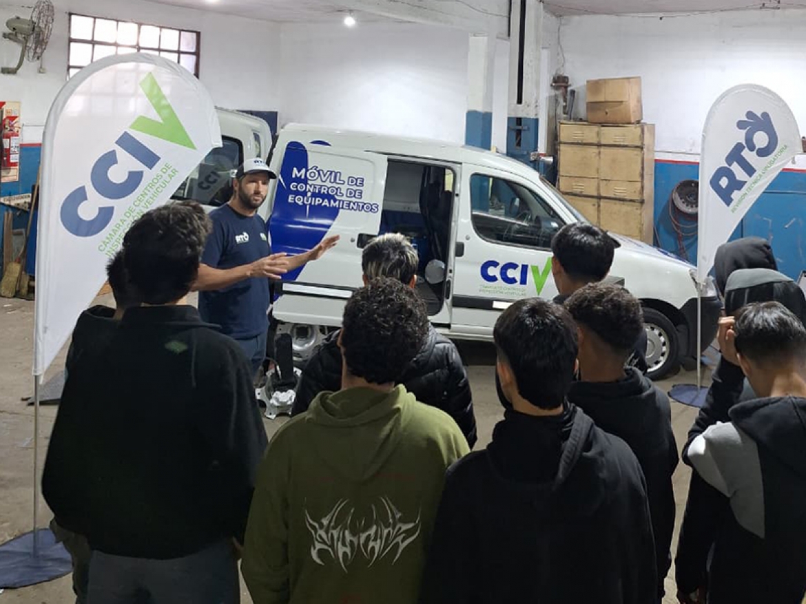 CCIV desarrolló una jornada de capacitación y concientización destinada a estudiantes de nivel medio.